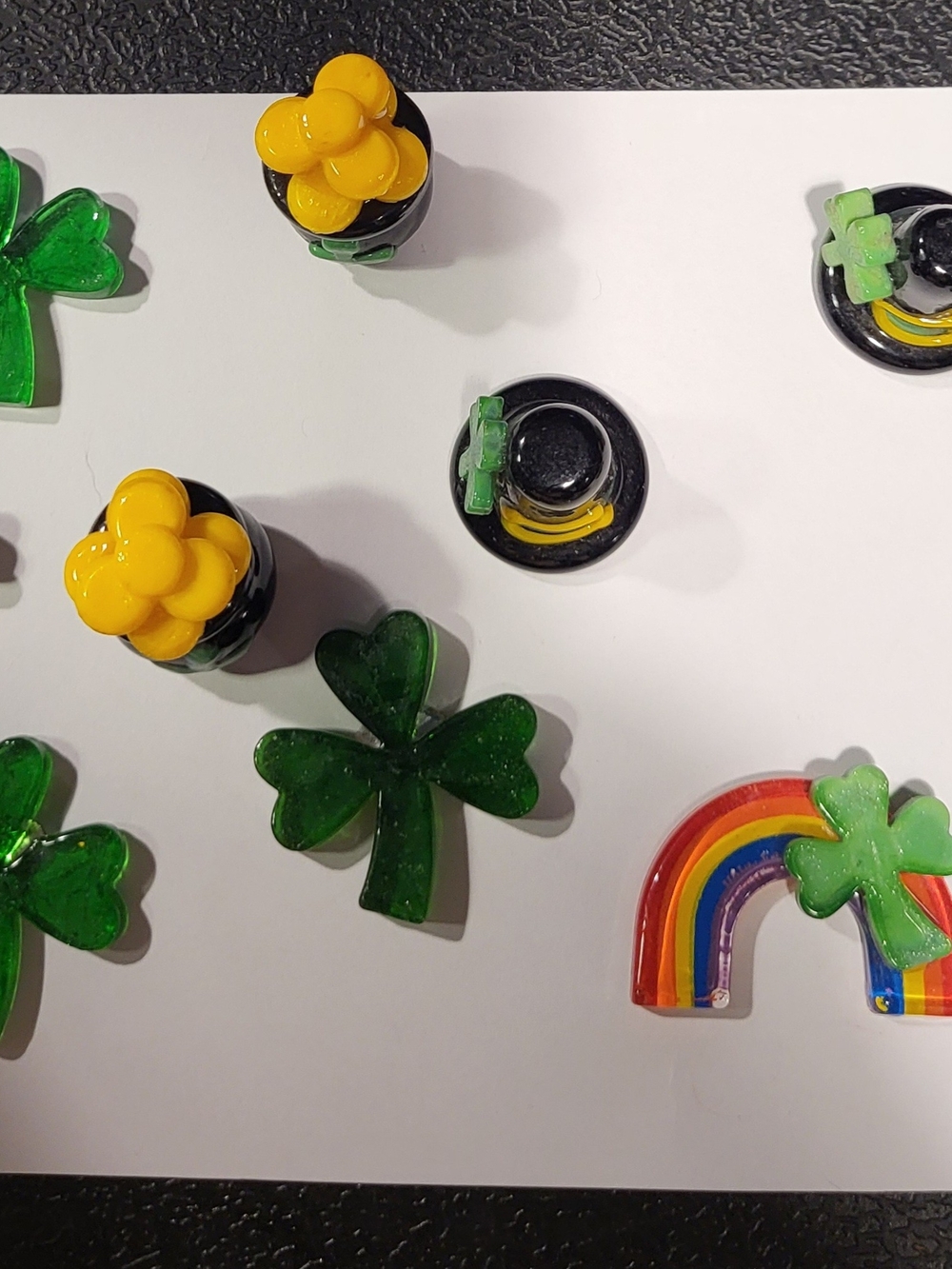 St. Patrick's Theme Glass Trinkets Lot/13pc Shamrock/Pot 'O Gold/Rainbow/Hat 1"